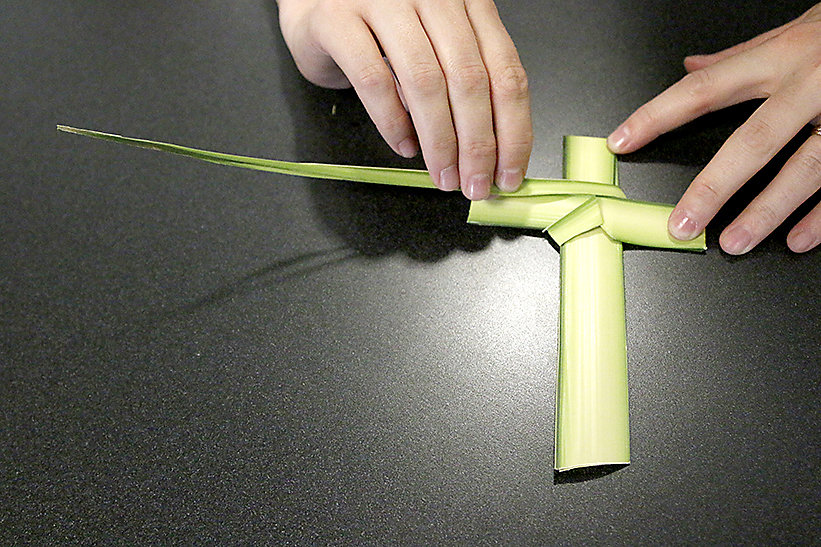 How to Make a Palm Cross Tutorial